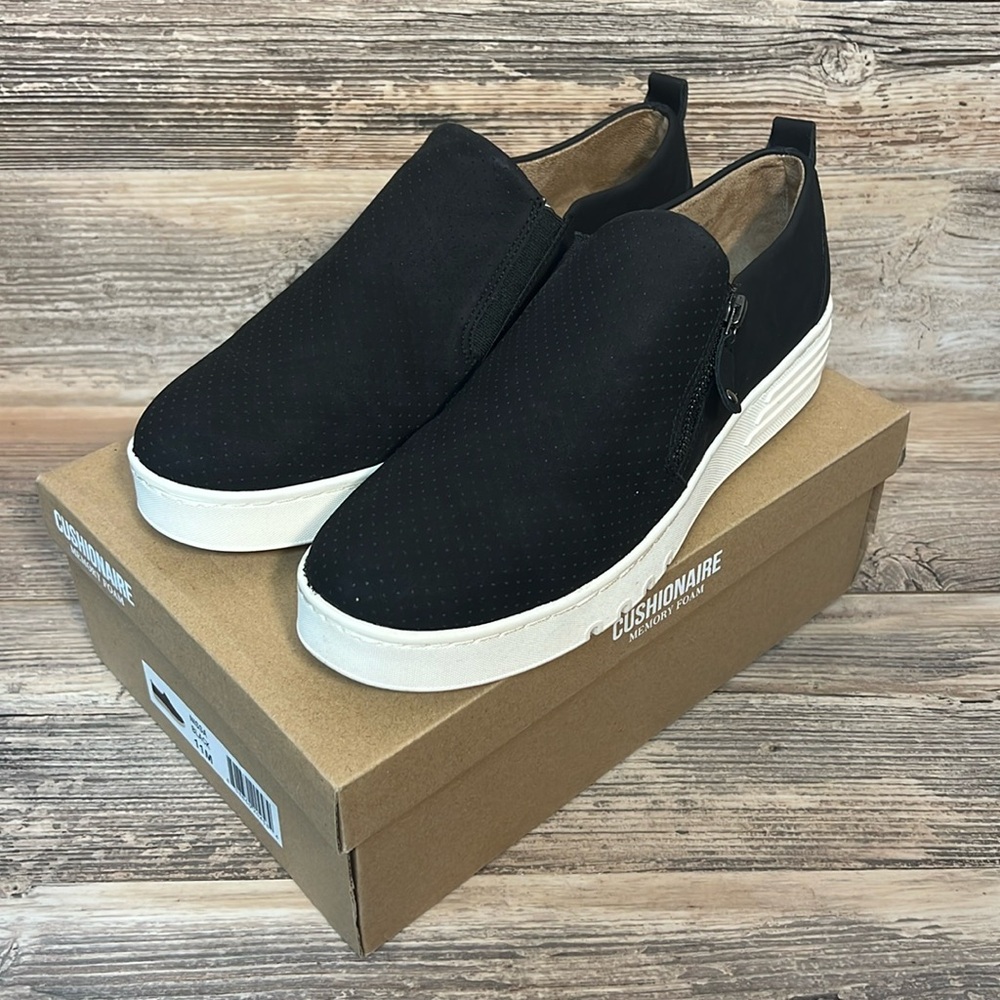 Cushionaire Nissa Casual Slip on Sneaker in Black New
